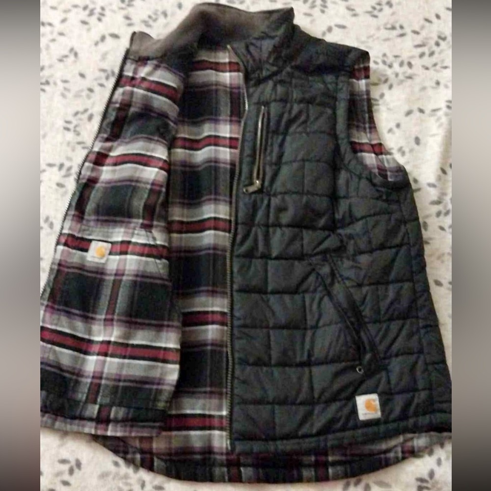 Carhartt Wonen’s Black Quilted Vest with Plaid Interior